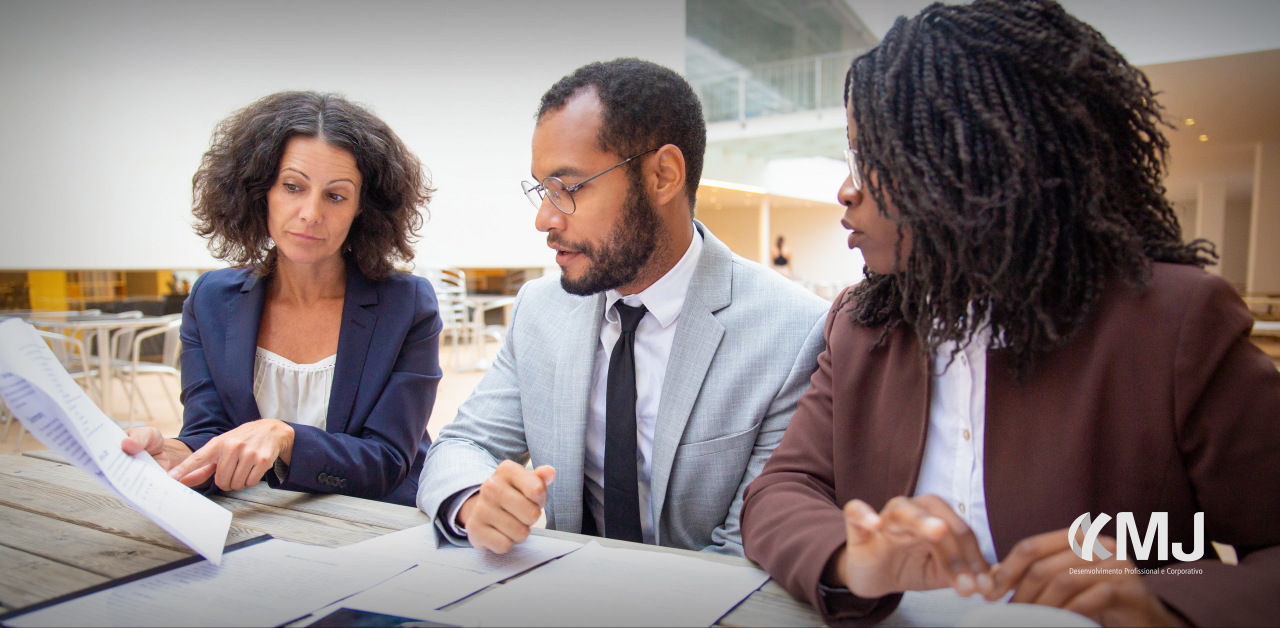 Qual curso prático fazer para trabalhar com Licitações