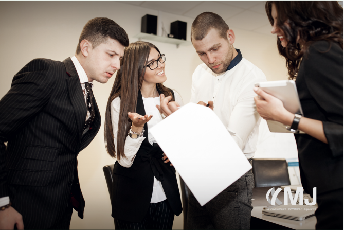 Curso Analista de Marketing Político e Eleitoral